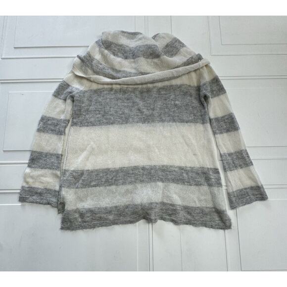 Free People Women’s Gray White Striped Alpaca Cowl Neck Sweater Size M - Picture 4 of 6